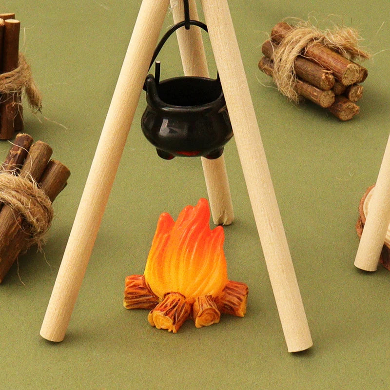 1 Set Micro Garden Landscape Decoration 1:12 Dollhouse Camping Campfire Scene Model Miniature Bonfire Ornament DIY Accessories