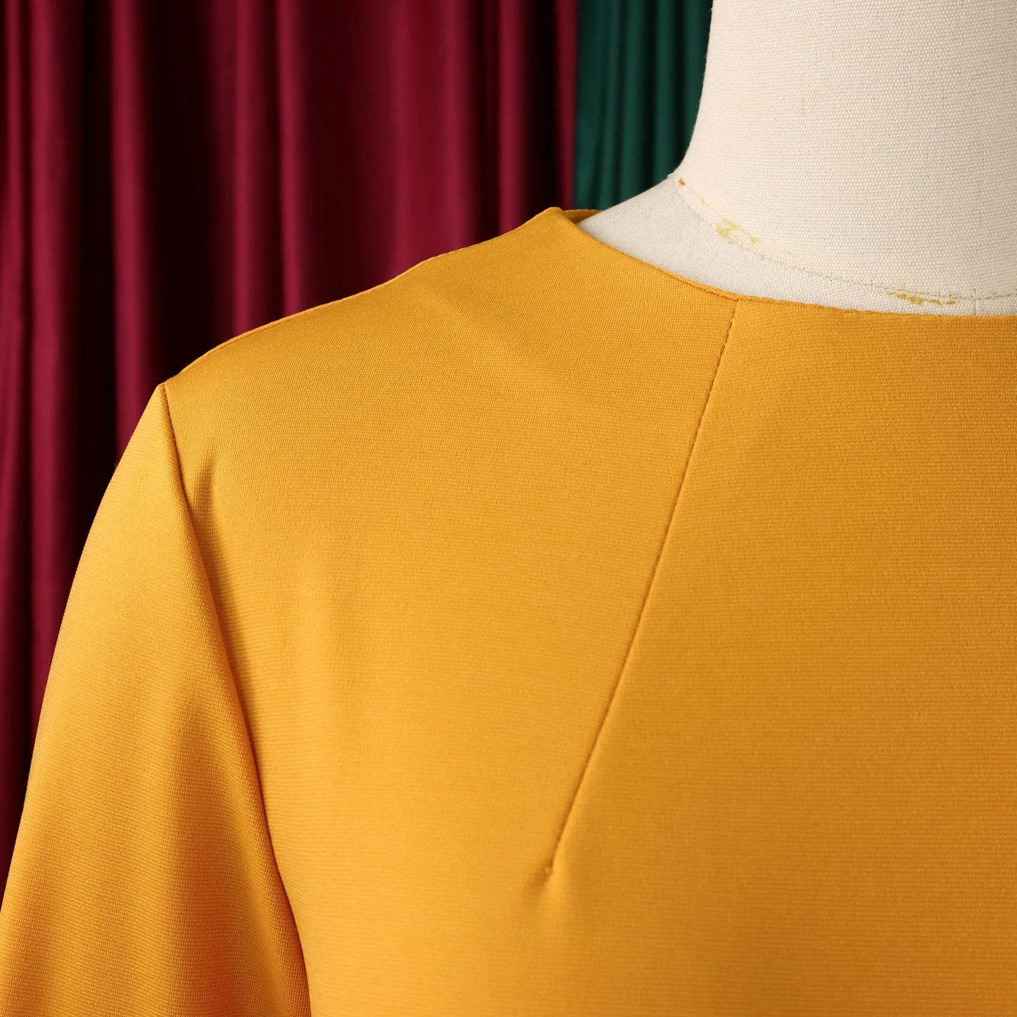 Elegant Bodycon Dresses for Women O Neck Full Sleeve Floral Decorate Solid Sheath Package Hips Mid Calf Professional Work Dress